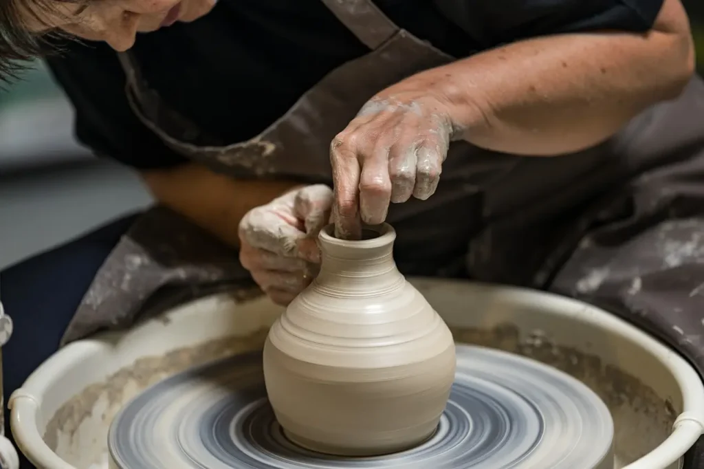 hec uses in ceramics