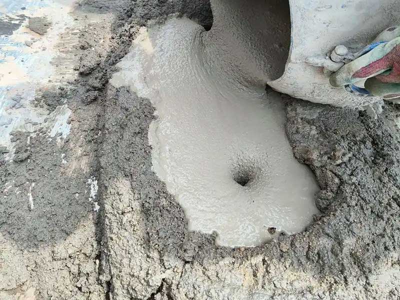 PCE in zelfverdichtend beton (SCC): voordelen en dosering 1 PCE in zelfverdichtend beton (SCC)